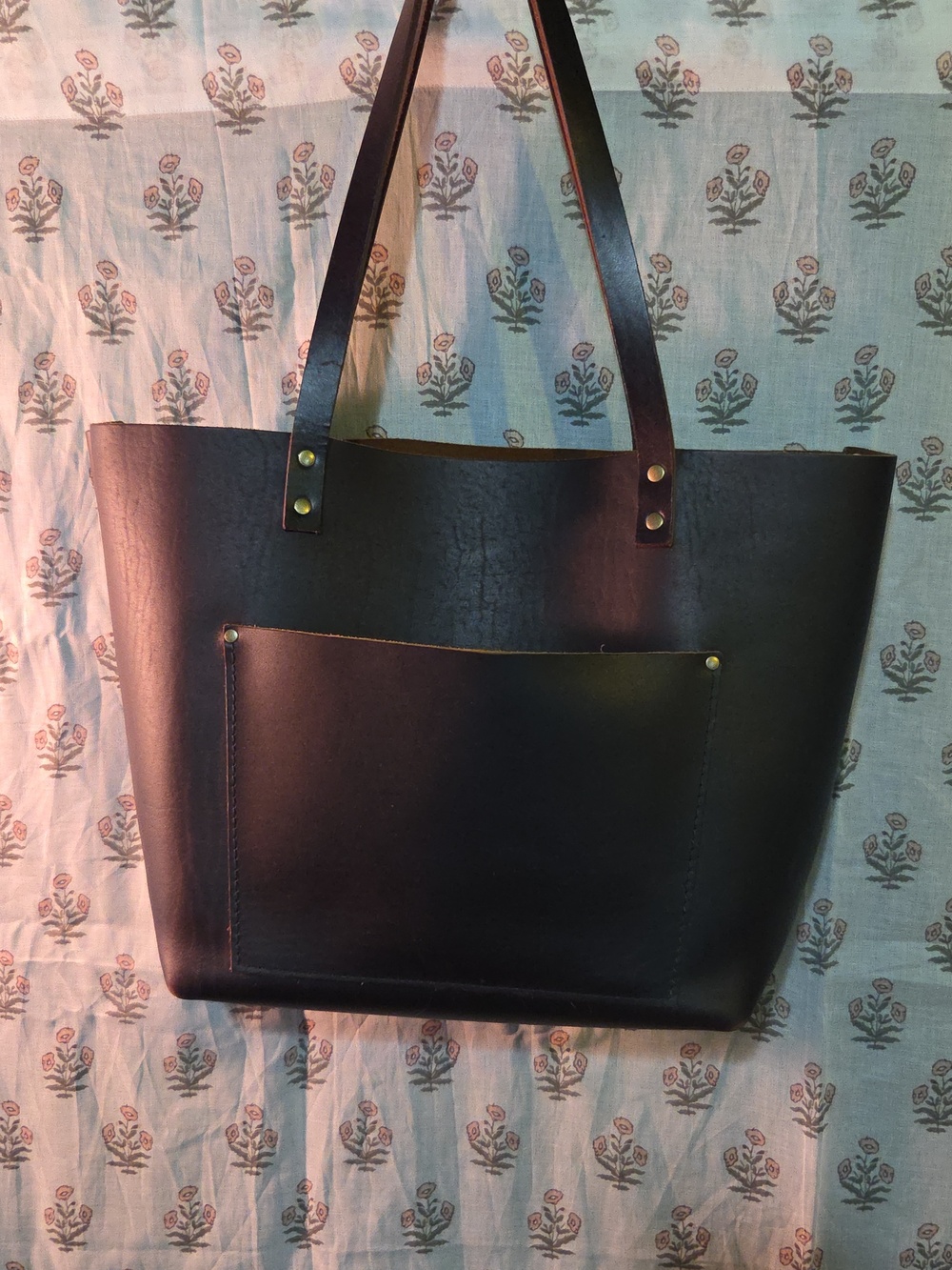 Portland Leather Almost Perfect Leathet Tote Size Large